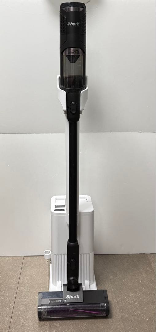 Shark◇CleanSense iQ+ IW3241J メタルブラック