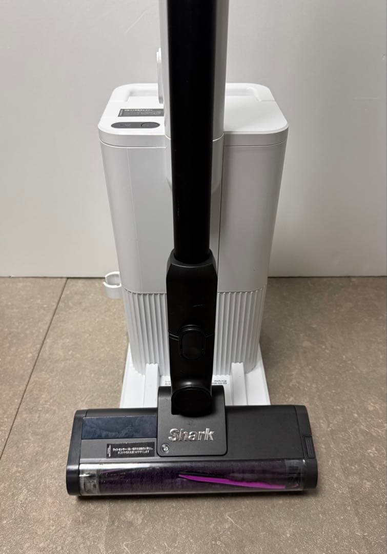 Shark◇CleanSense iQ+ IW3241J メタルブラック