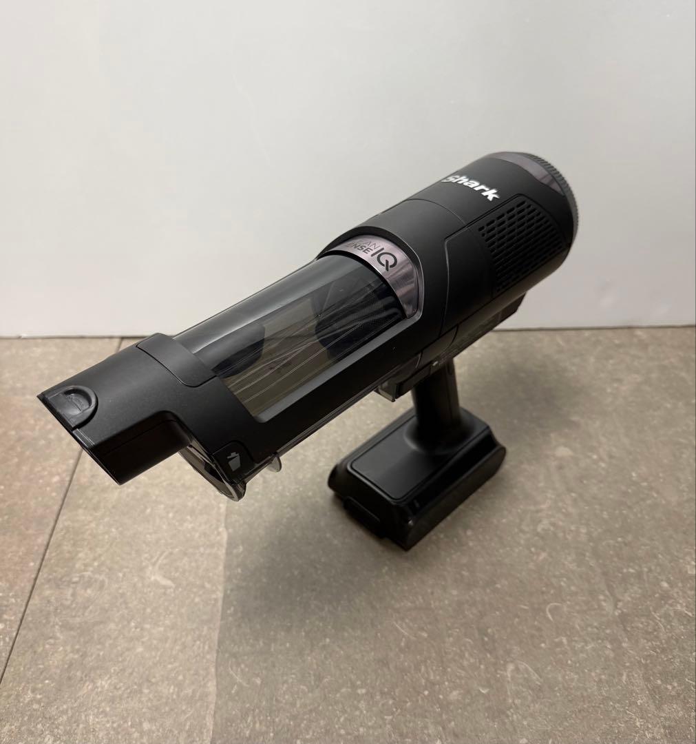 Shark◇CleanSense iQ+ IW3241J メタルブラック