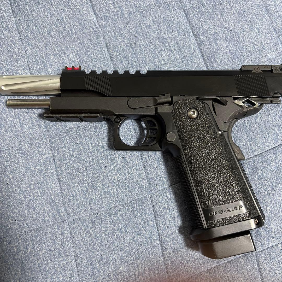 ハイキャパ 5.1 ガスガン マルイ　マガジン３本付き