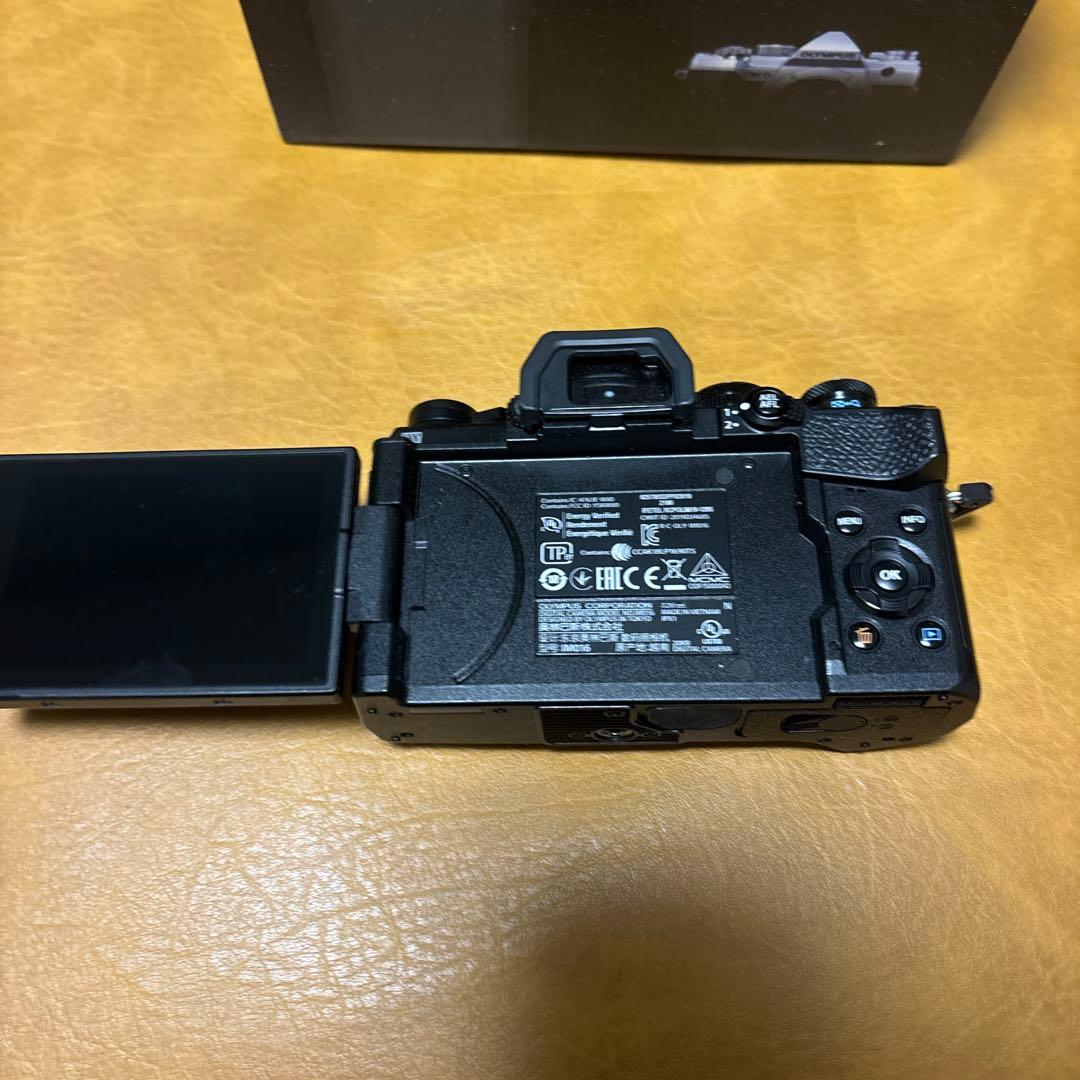 デジタルカメラ OM-D E-M5 Mark III OLYMPUS