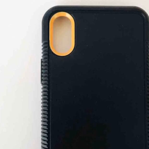 日本未発売！カーハート iPhone X/Xs 対応 Bullnose ケース