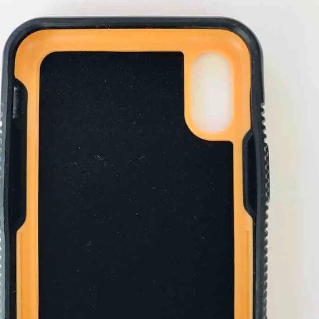 日本未発売！カーハート iPhone X/Xs 対応 Bullnose ケース