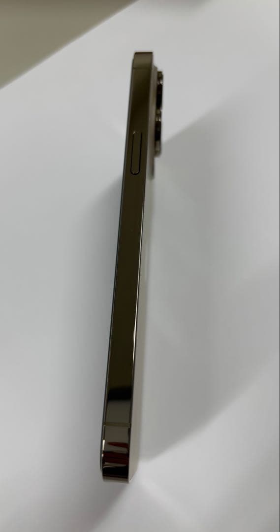 【格安】iPhone 14 Pro Max 256GB ゴールド本体【極美品】