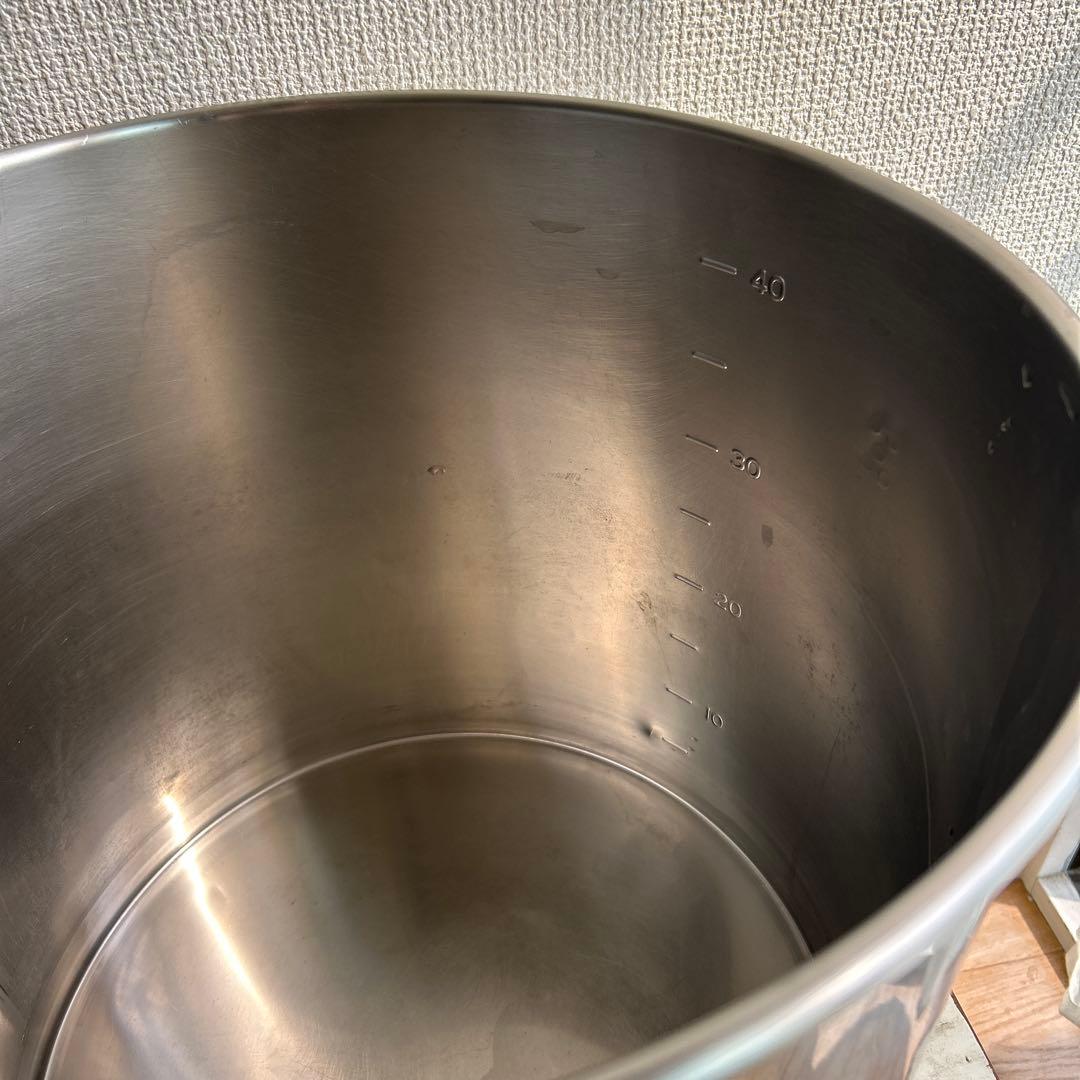 只今期間限定値下げ中！寸胴鍋　ステンレス鋼18-8 40リットル　業務用食堂