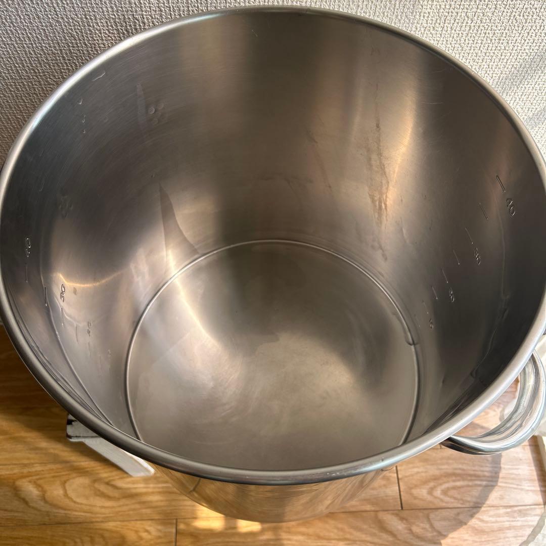 只今期間限定値下げ中！寸胴鍋　ステンレス鋼18-8 40リットル　業務用食堂