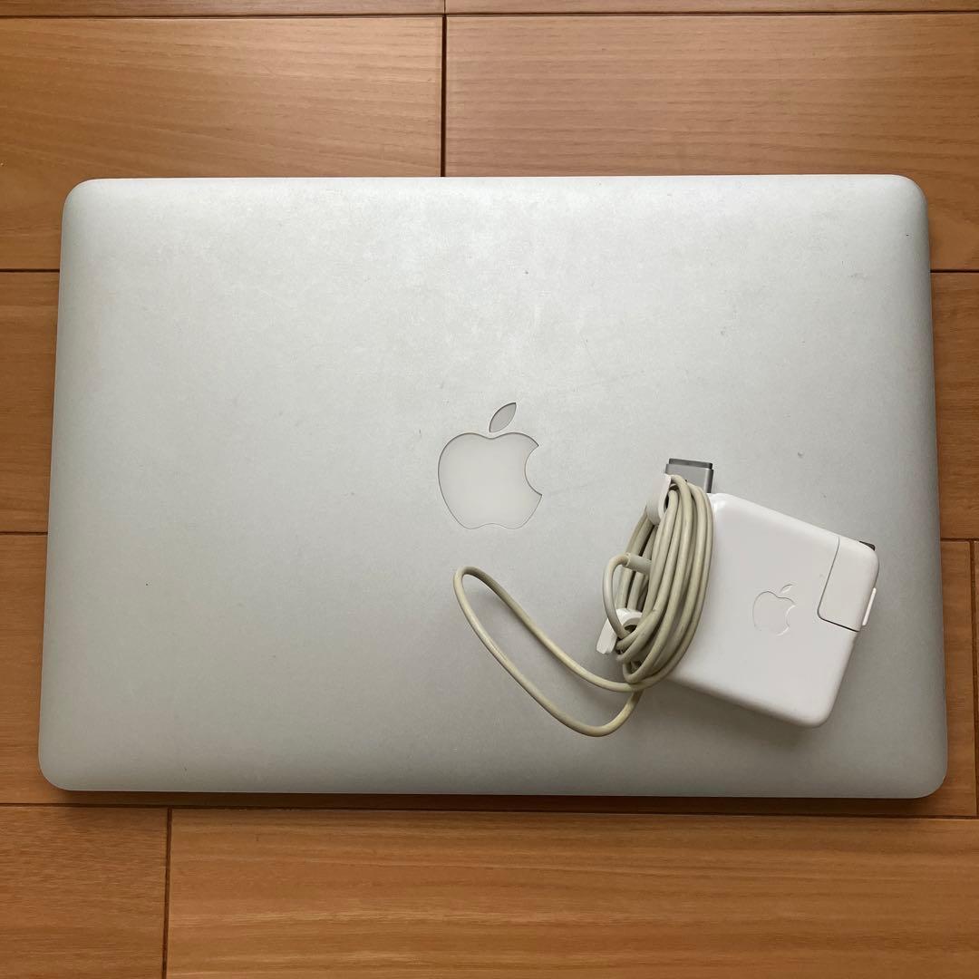 【値下げ中】MacBookAir 13インチ i7 8GB 250GB