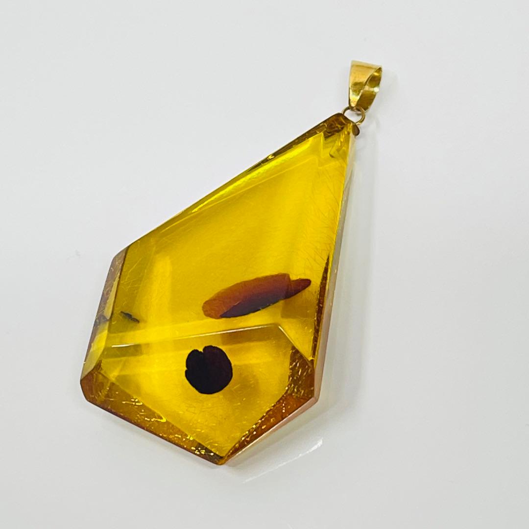 大粒天然琥珀K18ペンダントトップ