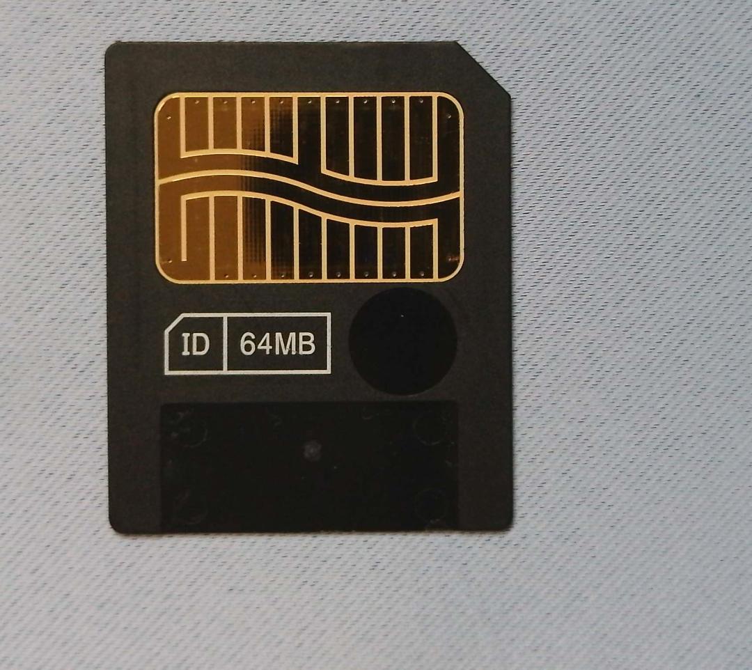 FinePix 4700Z（64MB SmartMedia付）