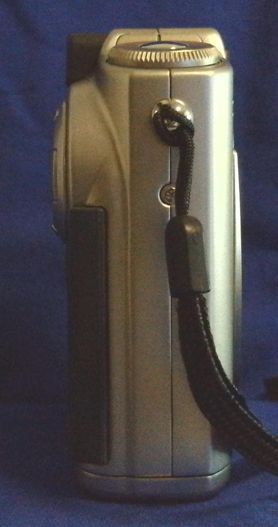 FinePix 4700Z（64MB SmartMedia付）