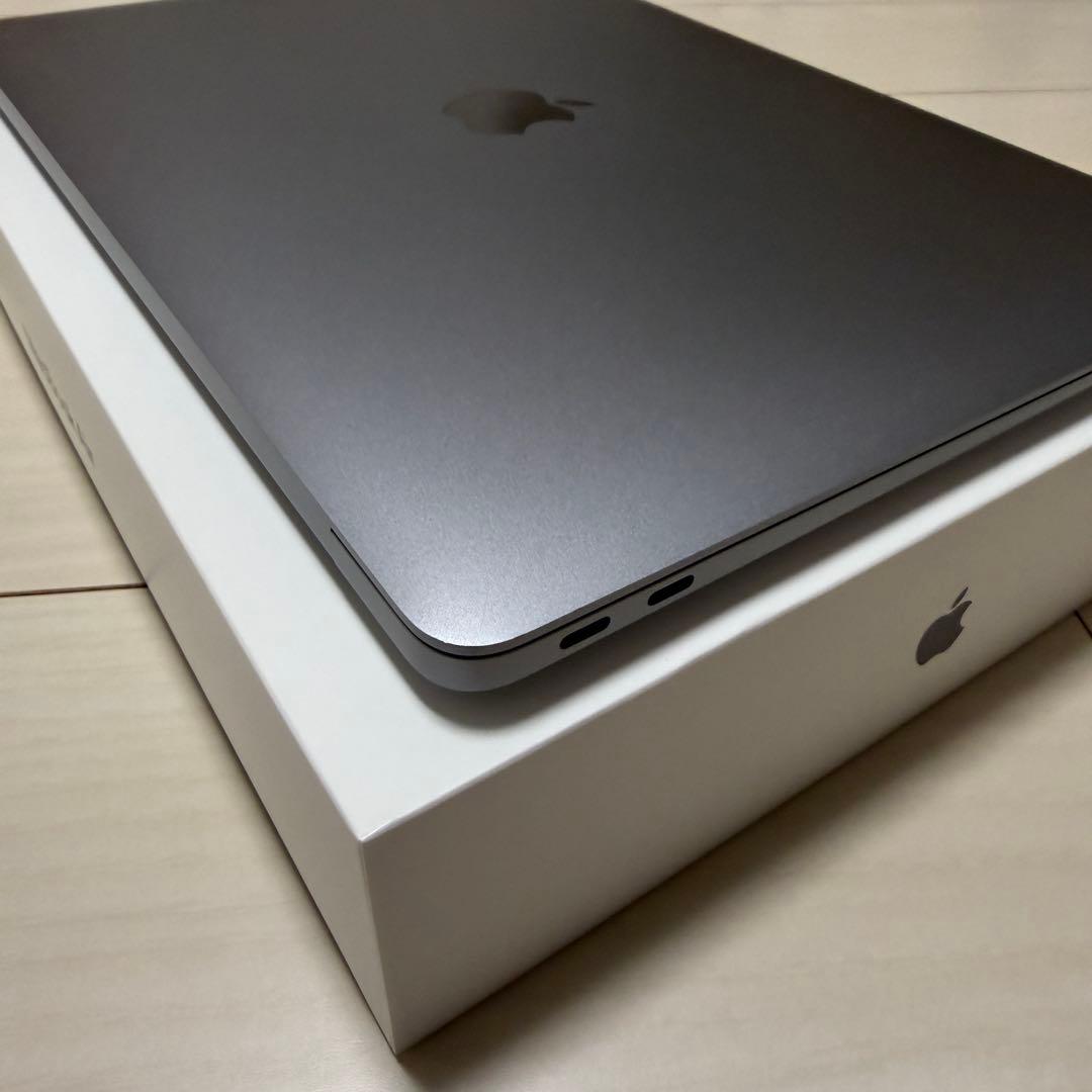 【美品】MacBook Air 13.3インチ スペースグレイ M1チップ