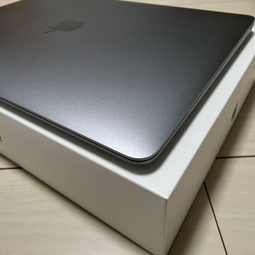 【美品】MacBook Air 13.3インチ スペースグレイ M1チップ