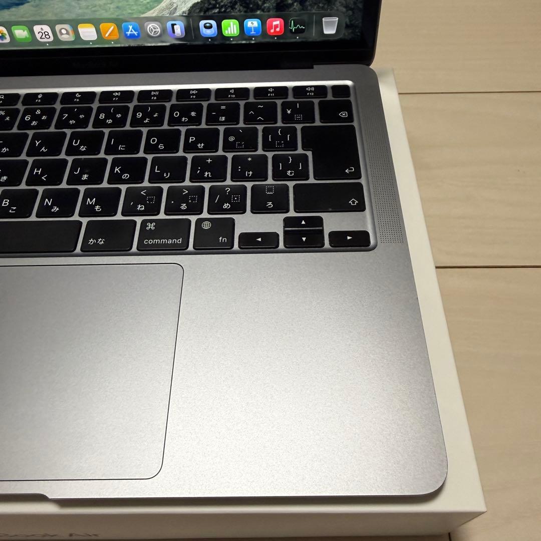【美品】MacBook Air 13.3インチ スペースグレイ M1チップ