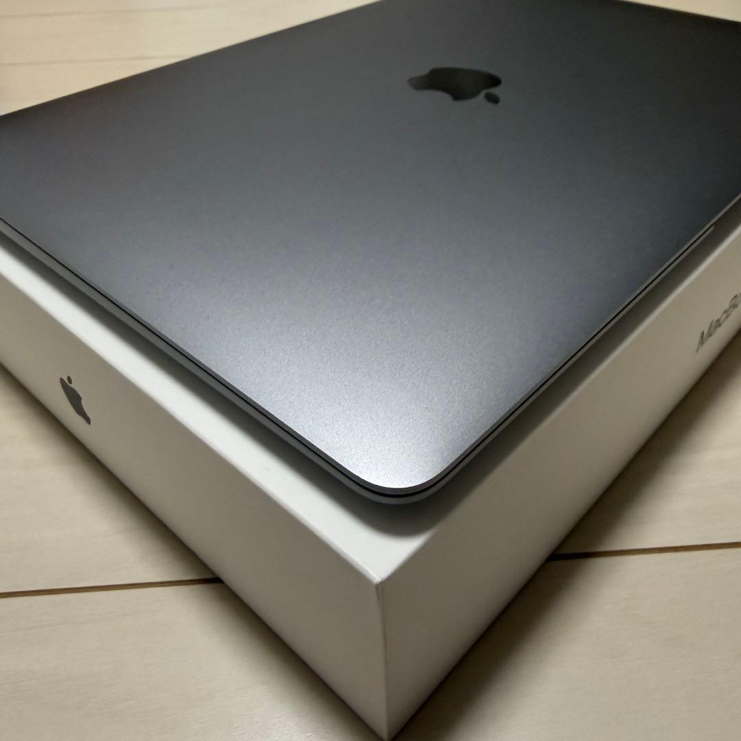 【美品】MacBook Air 13.3インチ スペースグレイ M1チップ