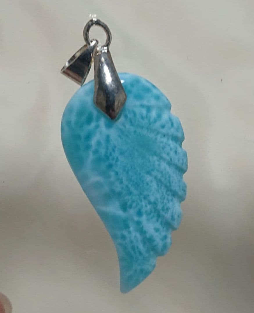 ラリマー アイスラリマー　 極上品 ハイグレード 羽 ペンダントトップ 羽根