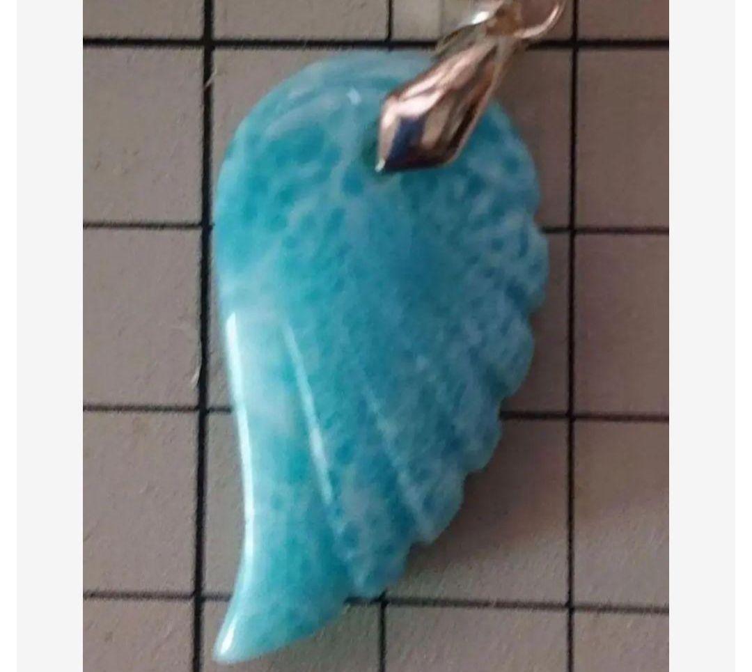 ラリマー アイスラリマー　 極上品 ハイグレード 羽 ペンダントトップ 羽根