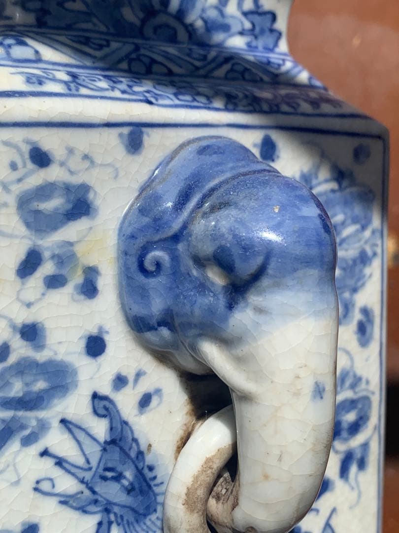 中国清時代染付龍紋象耳付四方壺