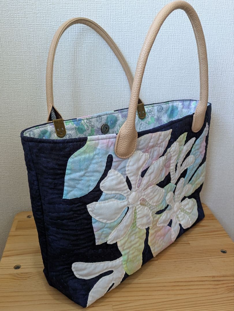 花柄キルティングトートバッグ