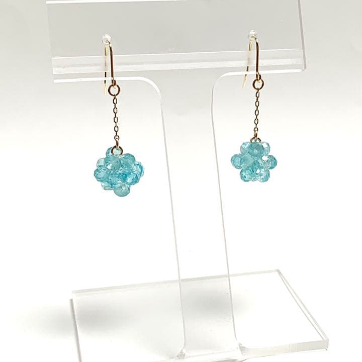 【Rtav】特価 K18 アパタイト フラワーキューブ チェーンフックピアス