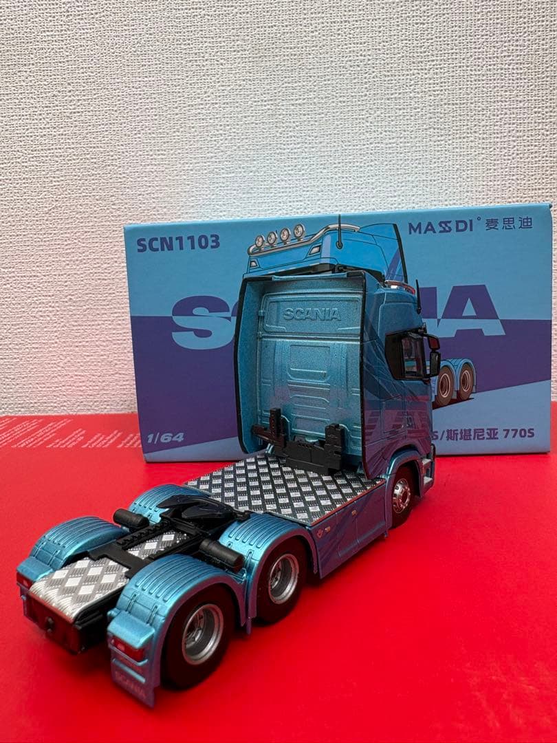 SCANIA 770S ミニカー 1/64 MAST DI