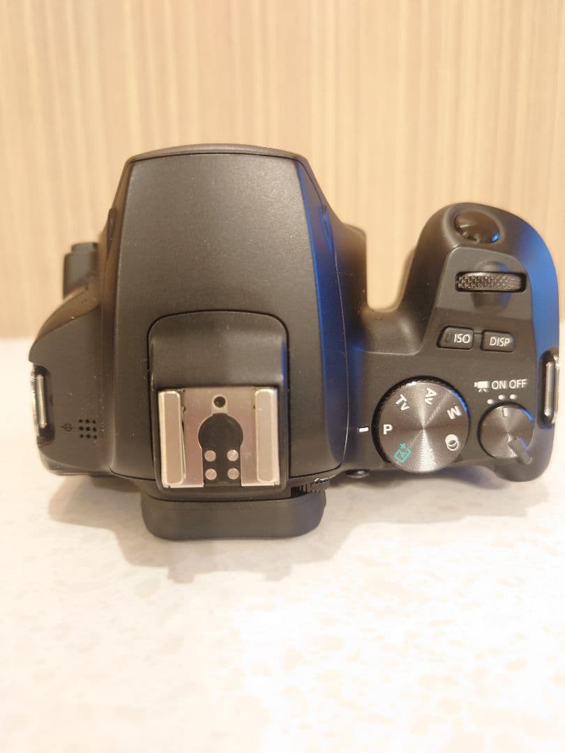 Canon EOS Kiss X10 ミラーレス一眼