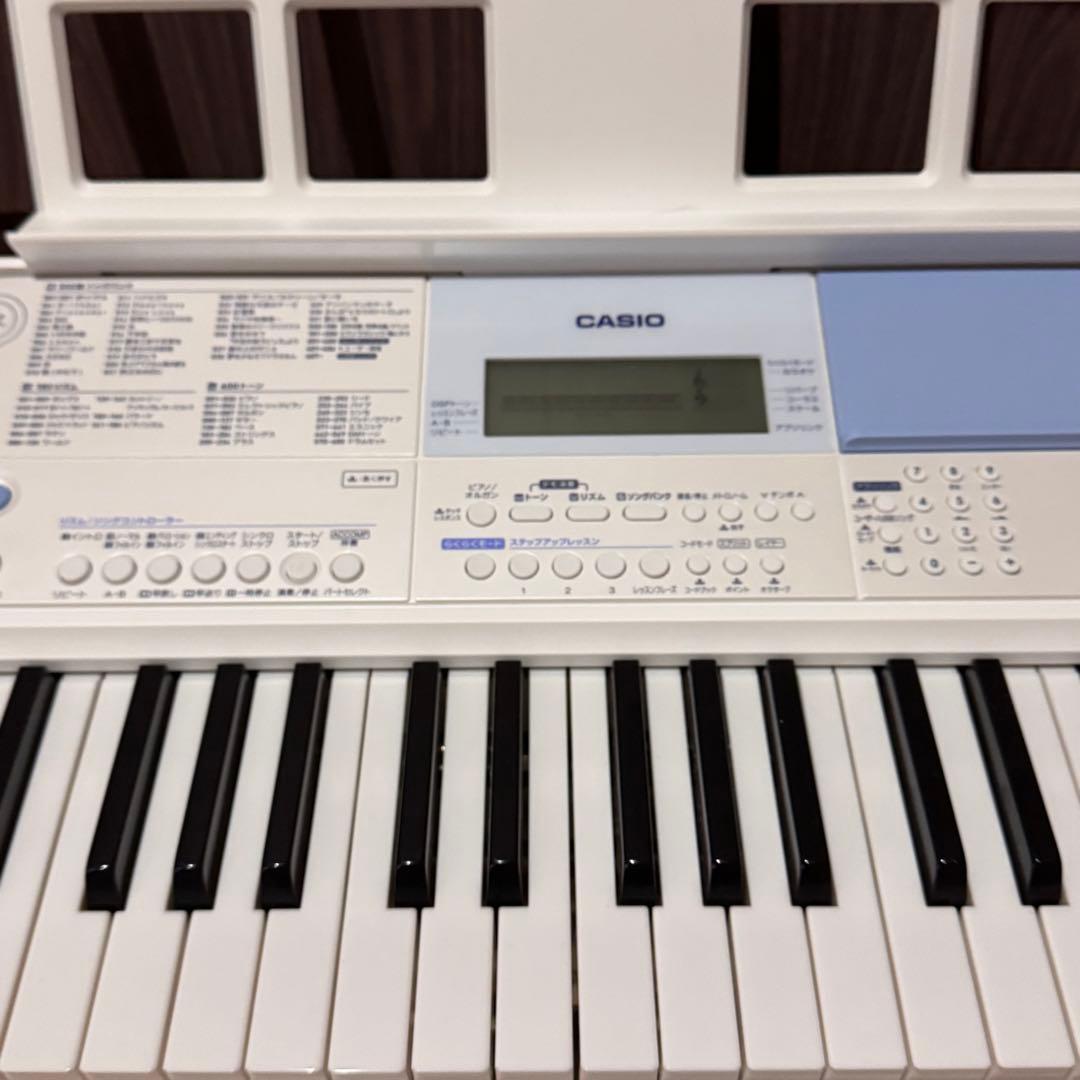美品 CASIO カシオ LK-515 光ナビゲーション キーボード