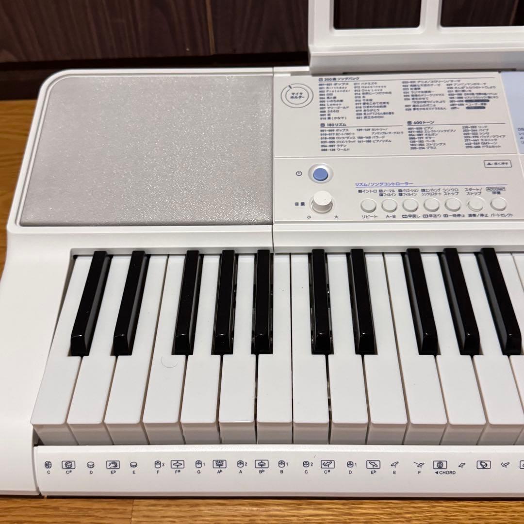 美品 CASIO カシオ LK-515 光ナビゲーション キーボード