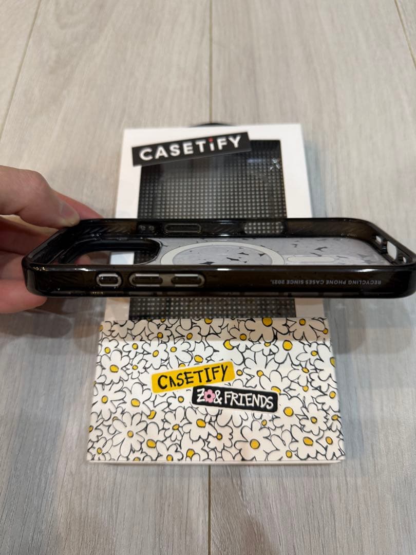 CASETiFY×zo&friends Daisy case スタンド付き