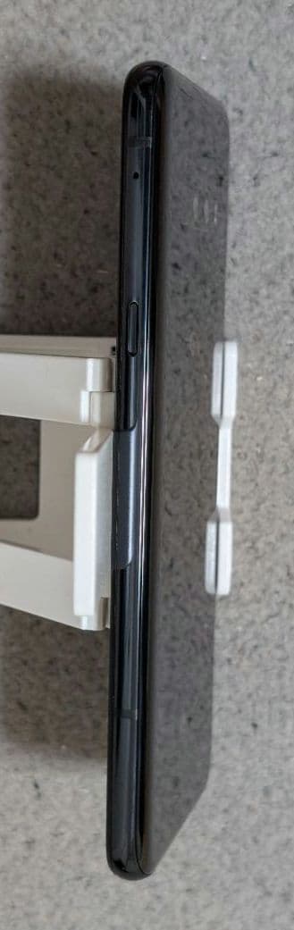 スマートフォン本体 LG G8X ThinQ 64GB