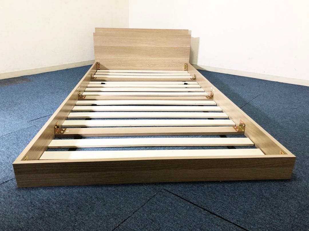 (新品)シングルサイズ ローベッドYB05USBポート・100Vコンセント宮棚付