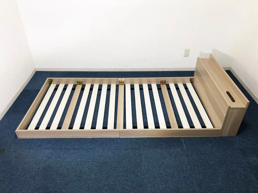 (新品)シングルサイズ ローベッドYB05USBポート・100Vコンセント宮棚付