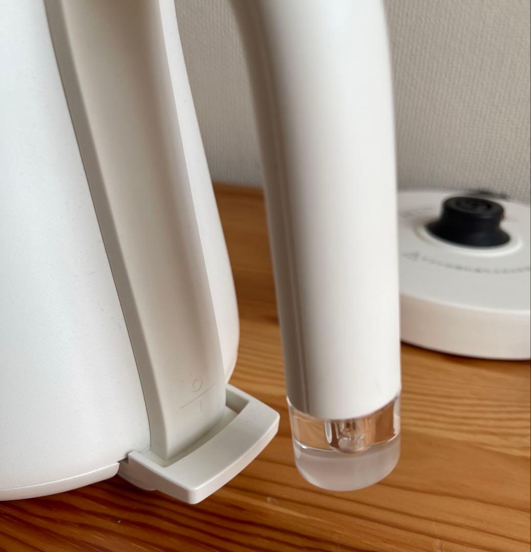 【未使用に近い】 BALMUDA バルミューダ ザ•ポットホワイトK02A-BK