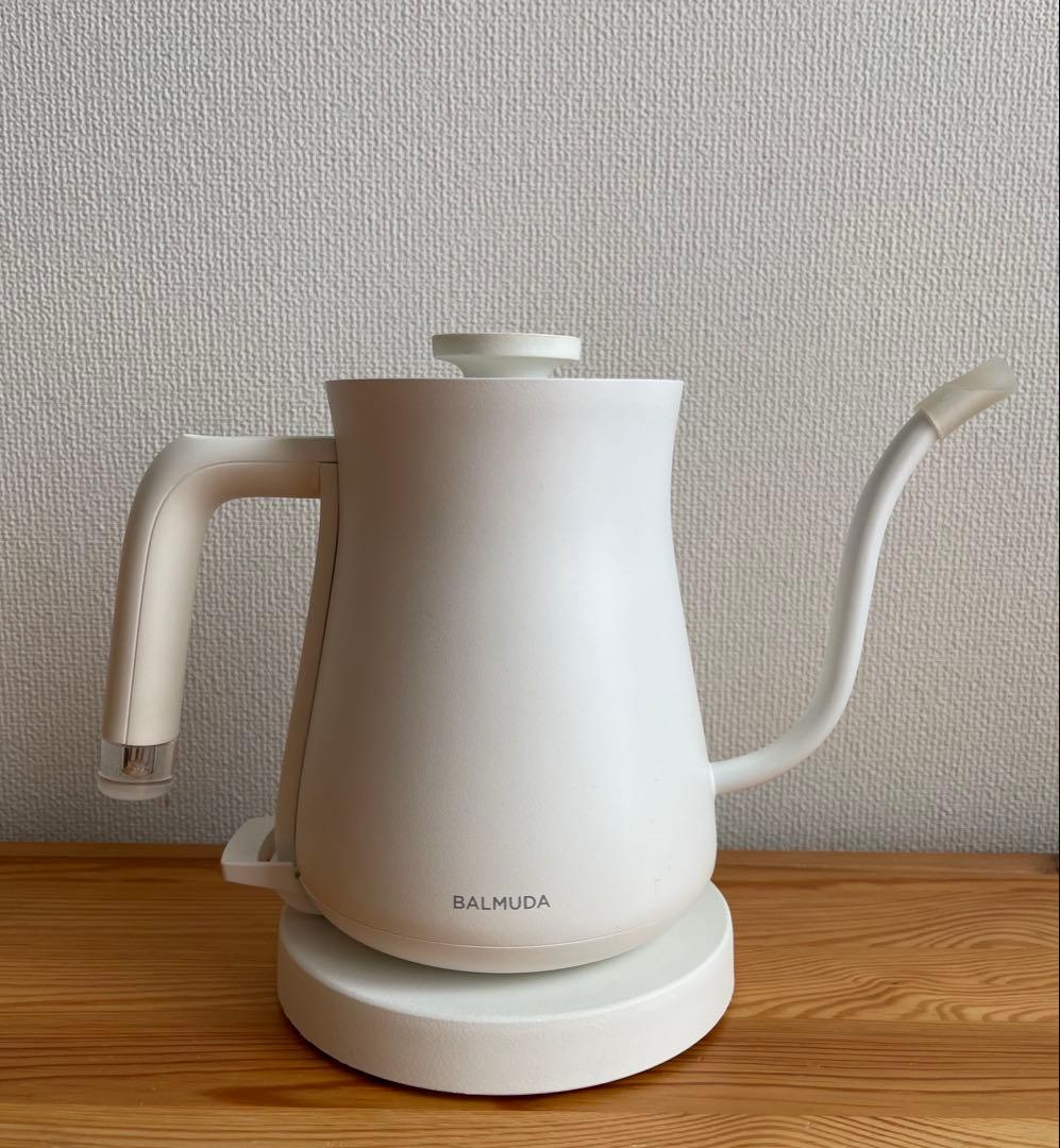 【未使用に近い】 BALMUDA バルミューダ ザ•ポットホワイトK02A-BK