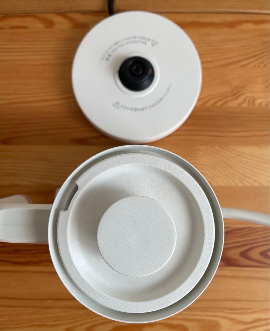 【未使用に近い】 BALMUDA バルミューダ ザ•ポットホワイトK02A-BK