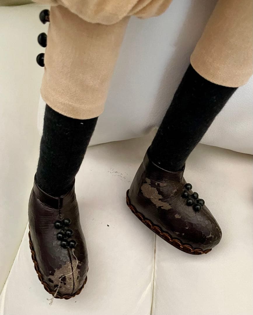 おしゃれなフリル付きスタイルの米山京子風メルヘン人形 約60cm