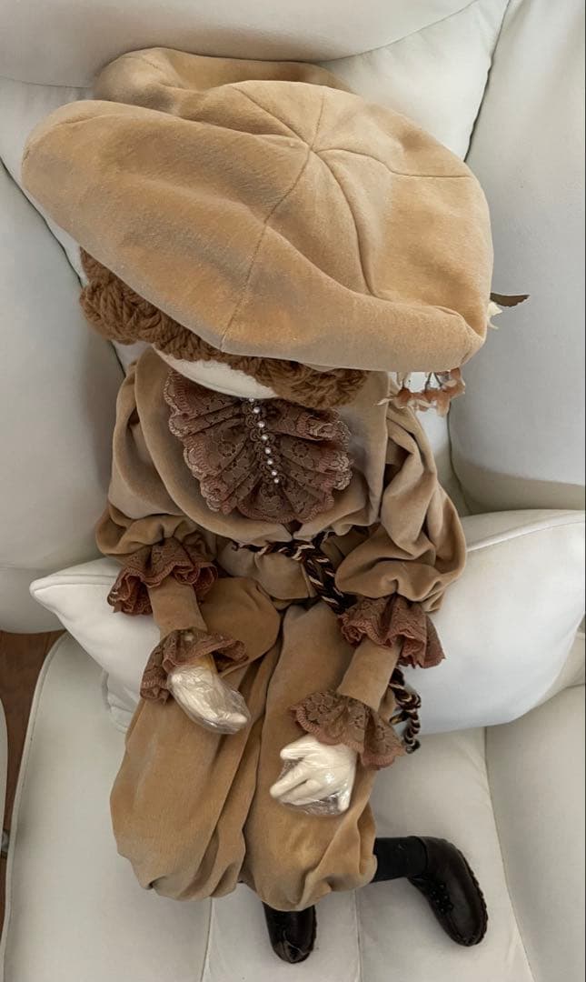 おしゃれなフリル付きスタイルの米山京子風メルヘン人形 約60cm