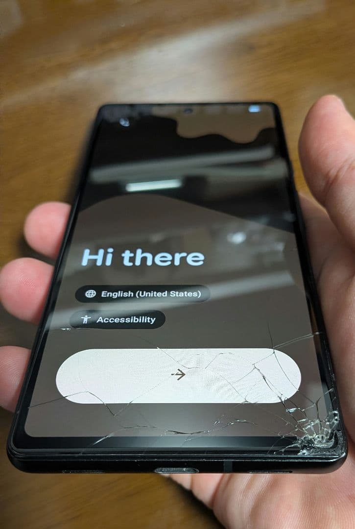 Google Pixel 6a（画面割れあり）