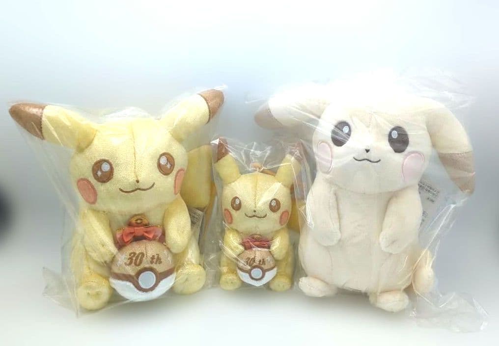 【新品未開封】30周年記念ぬいぐるみピカピカ！ピカチュウ&マスコット&うすいろ