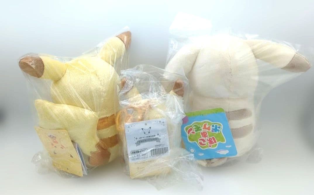 【新品未開封】30周年記念ぬいぐるみピカピカ！ピカチュウ&マスコット&うすいろ