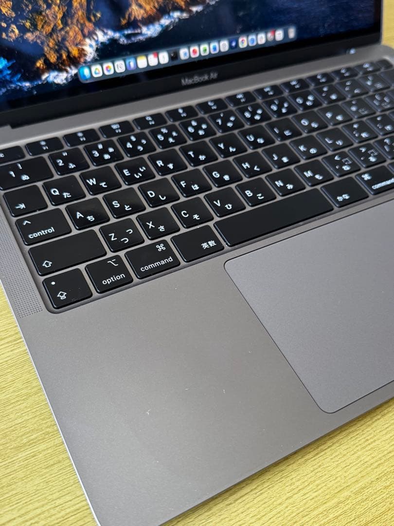 MacBook本体 M1 MacBook Air (RAM 8GB, SSD 256GB) SG