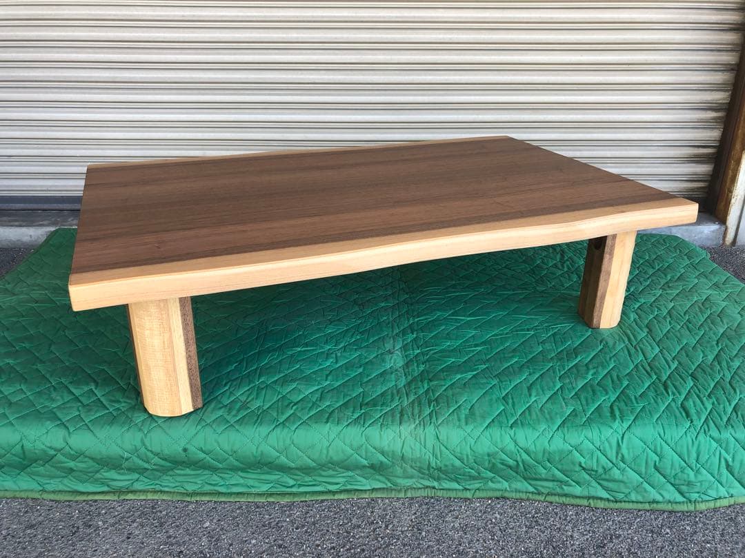 ※   送料無料　135サイズ　ウォールナット皮付き　国産折脚テーブル　※