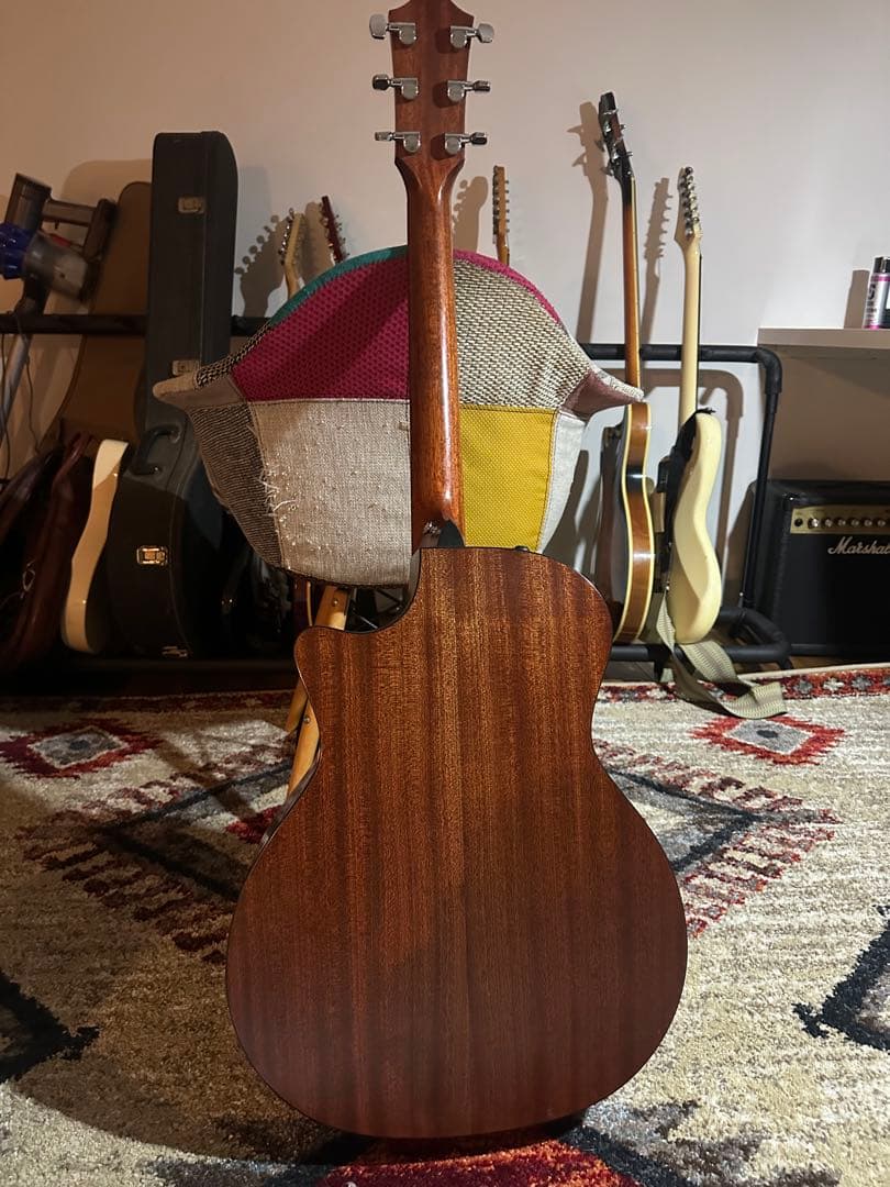 ギター Taylor 324ce