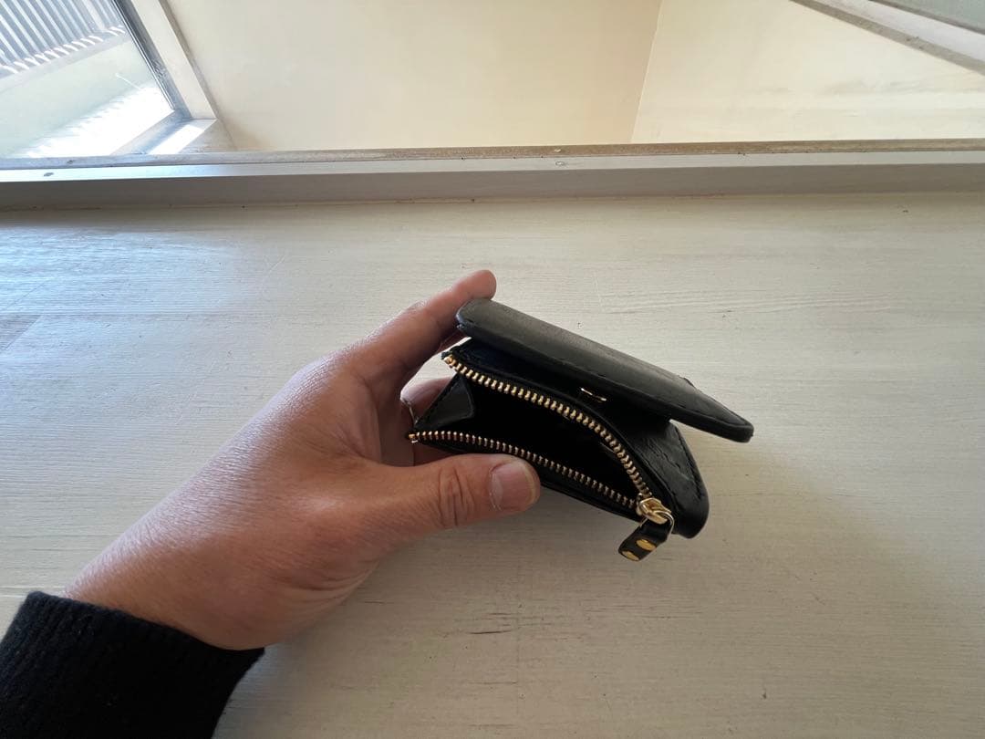 HARUオリジナルコンパクト本革財布ブラック(2箇所からの取り出し可能！)