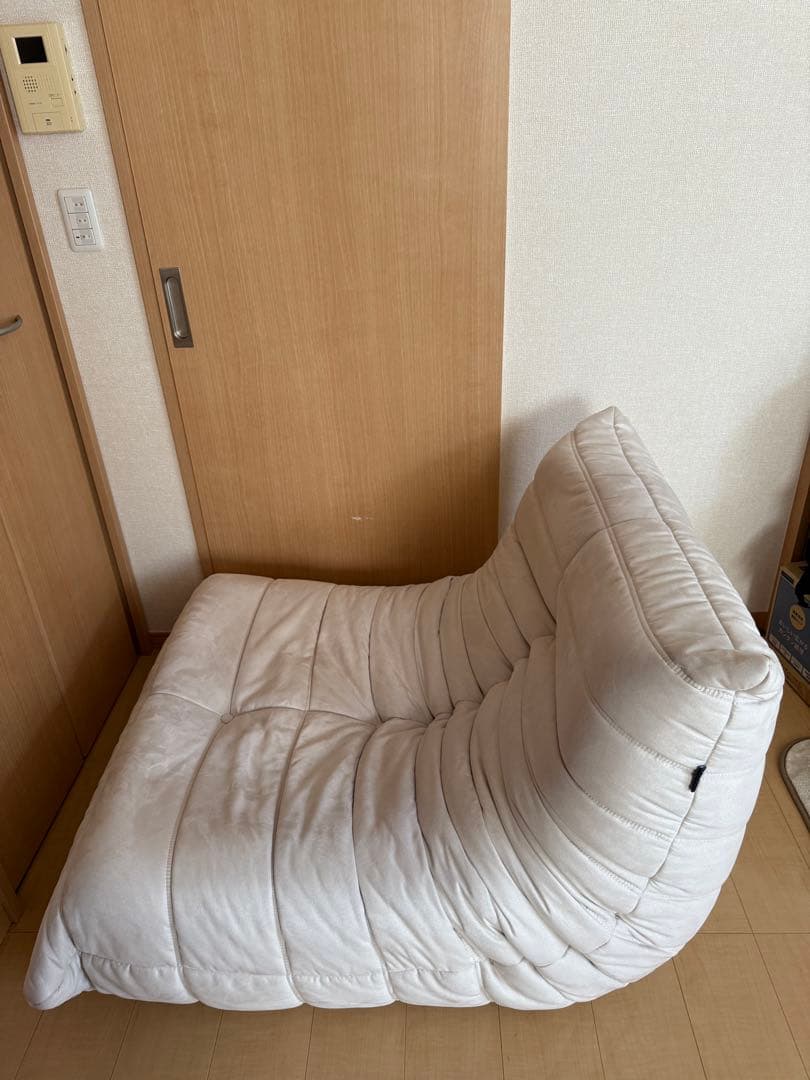 トーゴ風　ホワイトソファ 1人掛け
