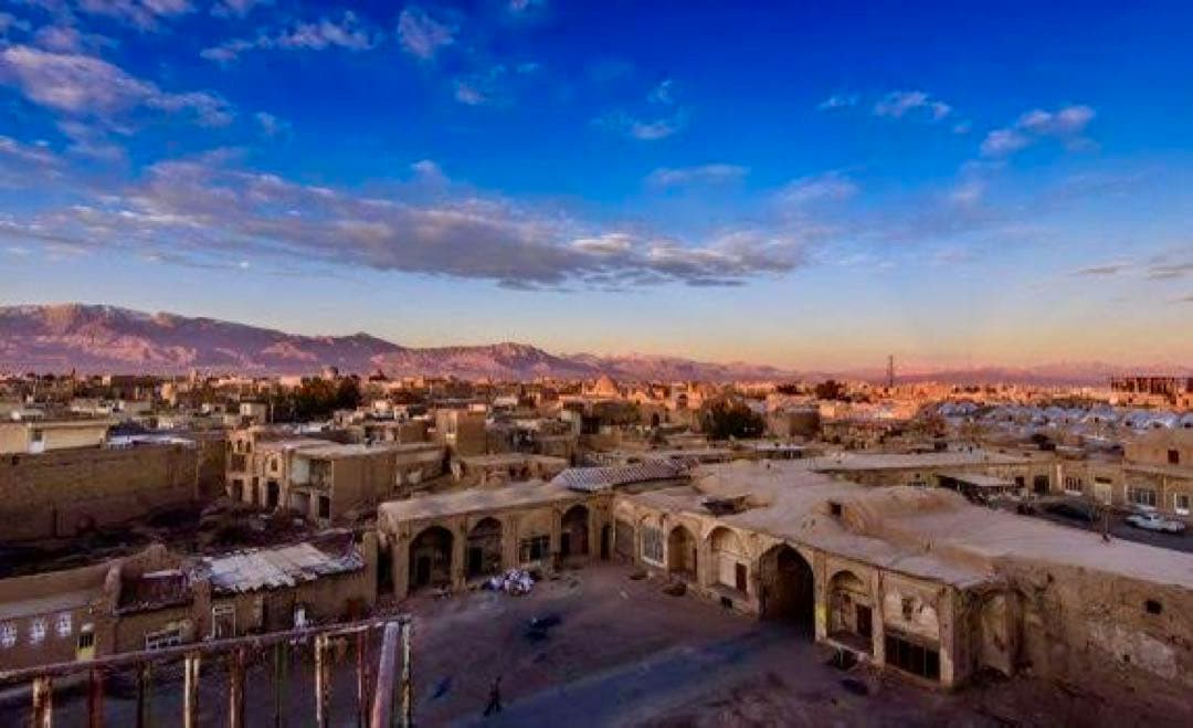 究極品質　天空神の守護石　ペルシアンブルーターコイズのプレミアムペンダントトップ