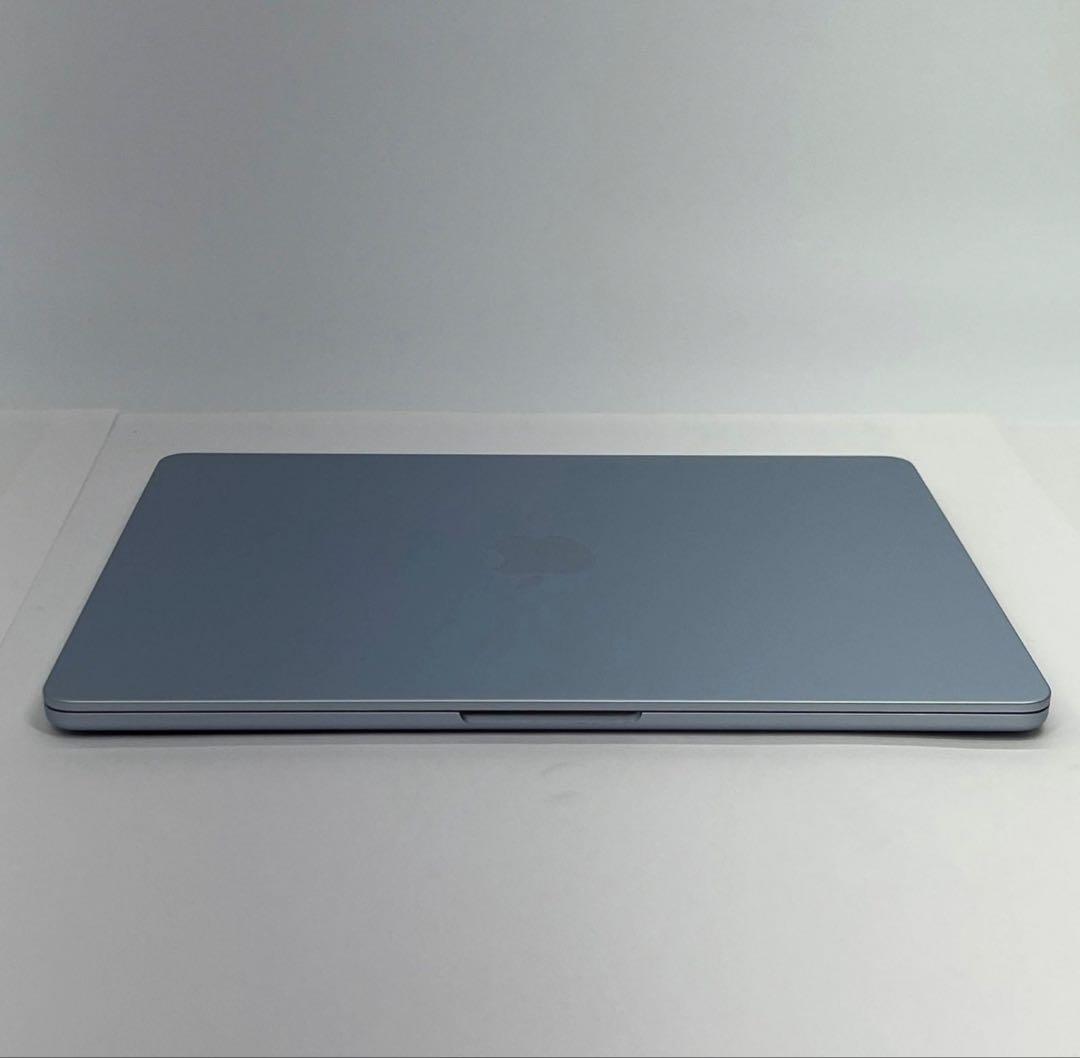 C*a様 MacBookAir 13インチ M4 16GB 512GB スカイブ