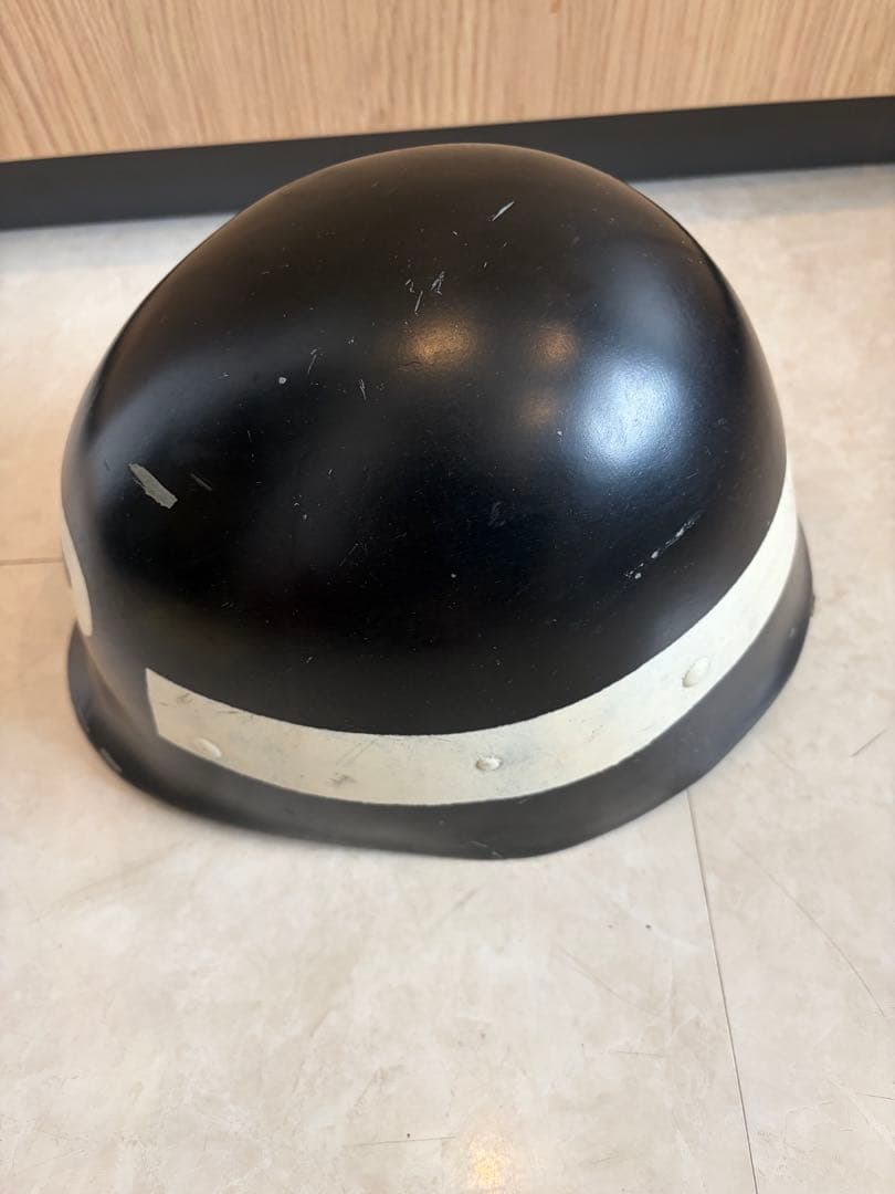 実物　米軍憲兵隊(MP)ヘルメット　オリジナルペイント