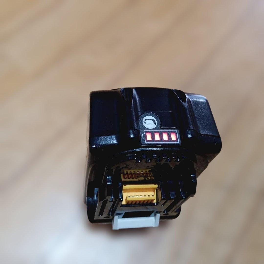 マキタ18V充電式クリーナCL182FD純正バッテリー、純正急速充電器付