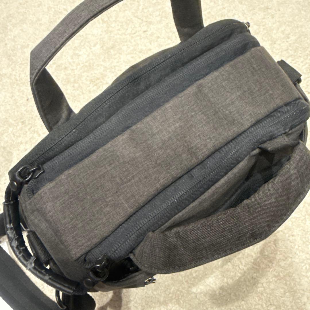 Canon kiss X9 Wi-FiBluetooth搭載　一眼レフ