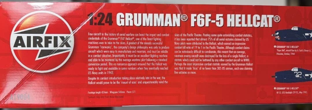 AIRFIX 1:24 F6F-5 ヘルキャット（Hellcat）